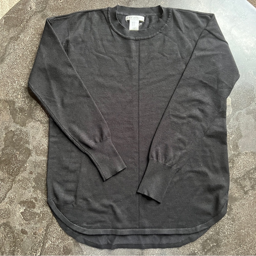 Max Studio Long Sleeve Crewneck Sweater - Size XS/S